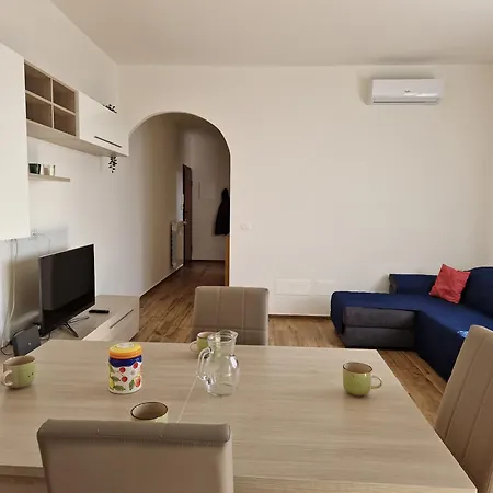 Alba Azzurra شقة